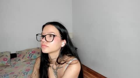 Kendal online show from 25, 2, 2026