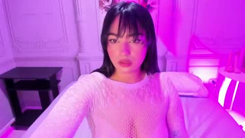 Snapshot of kendall_curves chatting on 14, 7, 2026 Kendall no Jenner online show from 14, 7, 2026