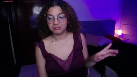 Snapshot of kendall_rossii_ chatting on 10, 11, 2025 kendall_rossii_ online show from 10, 11, 2025