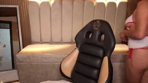 Snapshot of kendall_rossii_ chatting on 27, 11, 2025 kendall_rossii_ online show from 27, 11, 2025