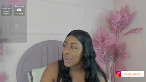 kendallbleer online show from 4, 11, 2025