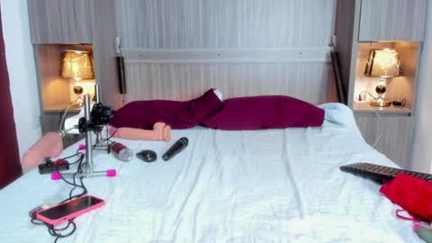 Kendal online show from 24, 12, 2024