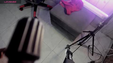 Snapshot of kender21_ chatting on 4, 1, 2025 Kender online show from 4, 1, 2025