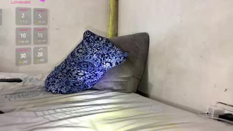 Snapshot of kender21_ chatting on 24, 10, 2025 Kender online show from 24, 10, 2025