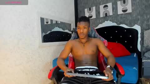 Snapshot of kender21_ chatting on 28, 10, 2025 Kender online show from 28, 10, 2025