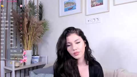 Snapshot of kendrakiss_ chatting on 5, 10, 2025 Kendra Kiss online show from 5, 10, 2025