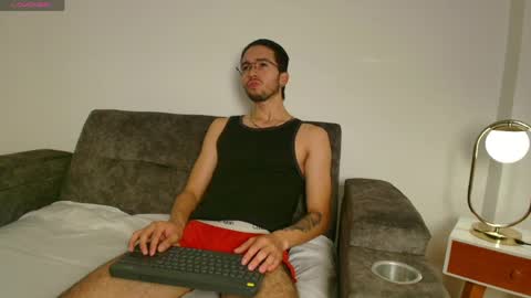 Kendy Lians online show from 1, 4, 2026