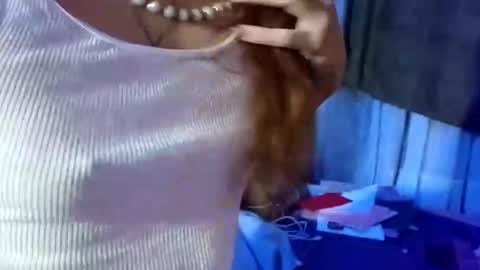 Snapshot of kenkenkenily chatting on 27, 11, 2025 kenkenkenily online show from 27, 11, 2025