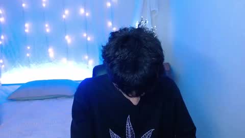 Snapshot of kenny__hot chatting on 4, 12, 2024 kenny online show from 4, 12, 2024