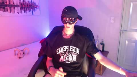Snapshot of kenny__hot chatting on 20, 1, 2025 kenny online show from 20, 1, 2025