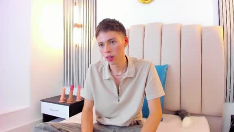 Snapshot of kenny_hank chatting on 13, 7, 2026 kenny_hank online show from 13, 7, 2026