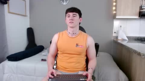 Snapshot of kent_zagann chatting on 25, 10, 2025 Santiago online show from 25, 10, 2025