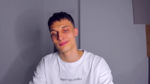 Peter     online show from 27, 10, 2025