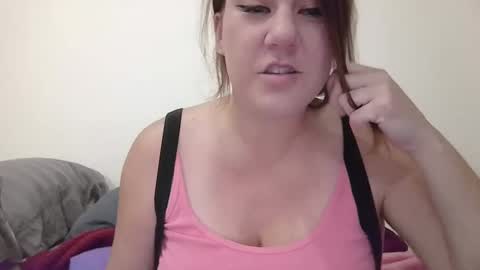 Snapshot of kenzbenz chatting on 23, 2, 2025 KenzBenz online show from 23, 2, 2025