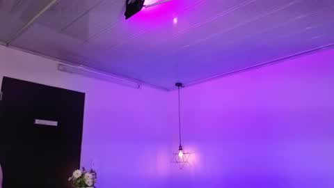 Snapshot of kenziesharik chatting on 4, 11, 2025 Kenzie online show from 4, 11, 2025