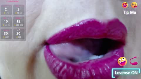 K E R L Y online show from 18, 12, 2024