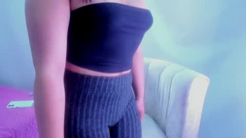 Snapshot of kerly_greys chatting on 27, 5, 2026 Kerly greys online show from 27, 5, 2026