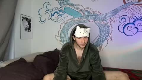 Kero online show from 8, 3, 2025