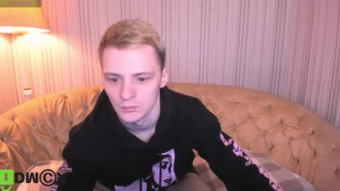 Snapshot of kerry_niki chatting on 13, 2, 2025 kerry_niki online show from 13, 2, 2025