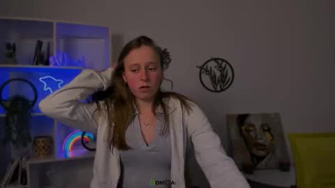 keuli_li online show from 17, 1, 2026