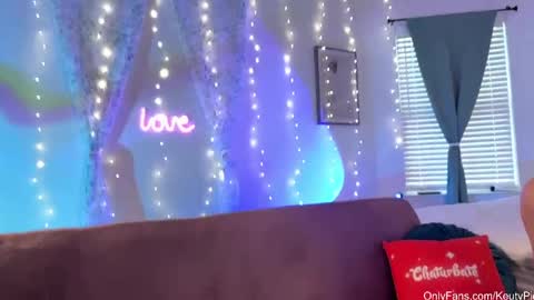 Snapshot of keutypie chatting on 15, 5, 2026 KeutyPie online show from 15, 5, 2026