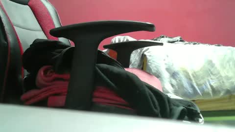 Snapshot of kev19922 chatting on 21, 2, 2025 kev19922 online show from 21, 2, 2025