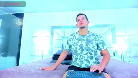 Kev online show from 4, 12, 2025