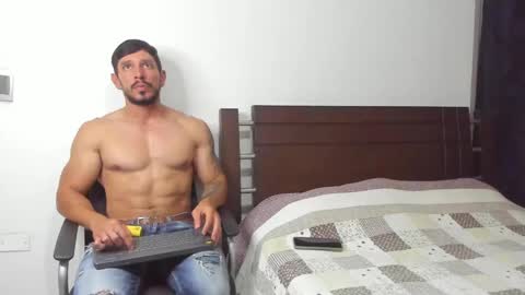 kevin_malone22 online show from 3, 3, 2025