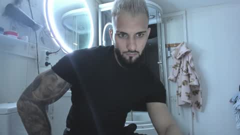 Snapshot of kevin_muscle1 chatting on 15, 3, 2026 Kevin online show from 15, 3, 2026