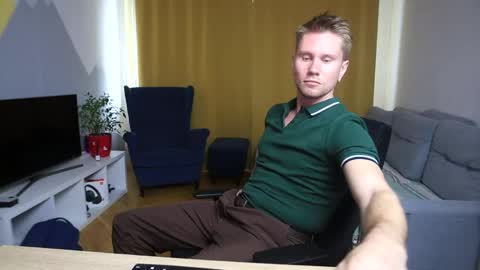 Snapshot of kevin_park chatting on 24, 5, 2026 Kev online show from 24, 5, 2026