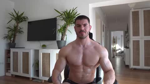 Snapshot of kevinandresxx chatting on 10, 2, 2025 Kevin online show from 10, 2, 2025