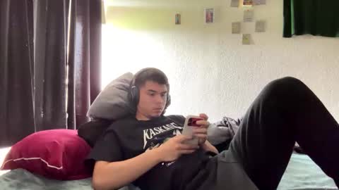 kevinderon1 online show from 18, 4, 2026