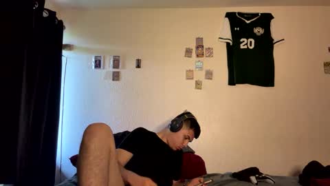 Snapshot of kevinderon1 chatting on 25, 5, 2026 kevinderon1 online show from 25, 5, 2026