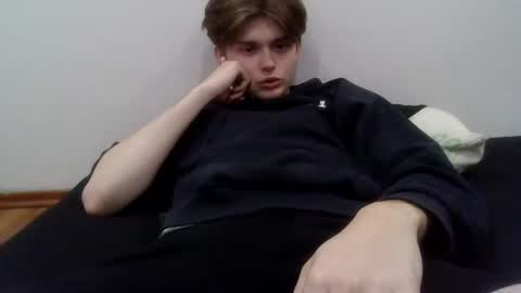 Snapshot of kevinmycroft chatting on 18, 12, 2025 kevinmycroft online show from 18, 12, 2025