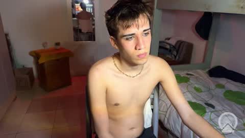 Snapshot of kevinonly43 chatting on 10, 3, 2026 kevonly online show from 10, 3, 2026