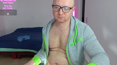 Snapshot of kevintyler69 chatting on 28, 6, 2026 Kevin online show from 28, 6, 2026