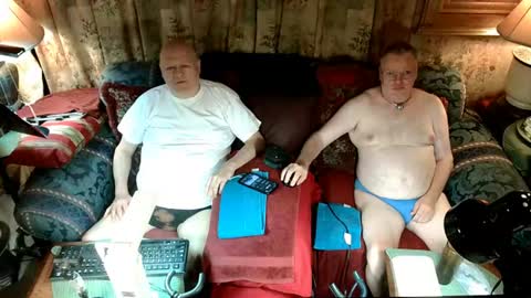 kevydaddyhubby2 online show from 12, 7, 2026