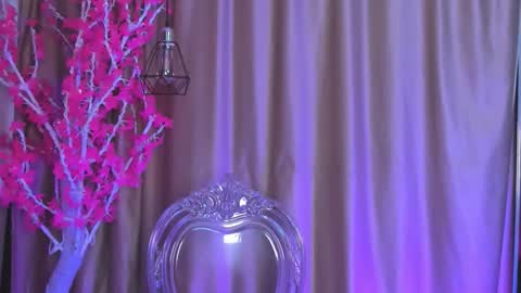 Keyla noa online show from 11, 3, 2026