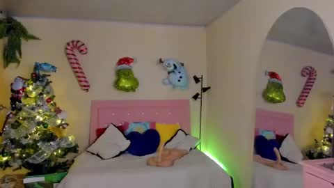 Snapshot of keyla_roberts_ chatting on 24, 12, 2024 Adhara. Help me reach 100 likes online show from 24, 12, 2024