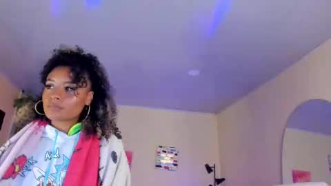 Snapshot of keyla_roberts_ chatting on 6, 1, 2025 Adhara. Help me reach 100 likes online show from 6, 1, 2025