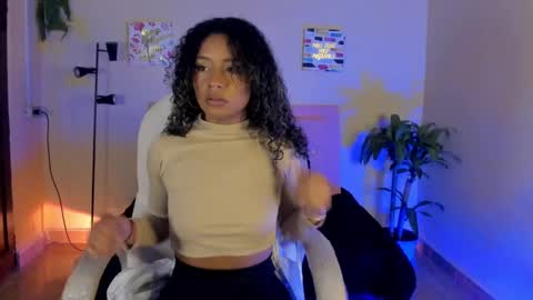 Snapshot of keyla_roberts_ chatting on 9, 2, 2025 Adhara. Help me reach 100 likes online show from 9, 2, 2025
