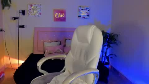 Snapshot of keyla_roberts_ chatting on 9, 2, 2025 Adhara. Help me reach 100 likes online show from 9, 2, 2025