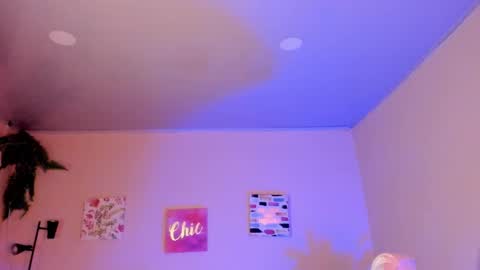 Snapshot of keyla_roberts_ chatting on 11, 2, 2025 Adhara. Help me reach 100 likes online show from 11, 2, 2025