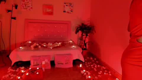 Snapshot of keyla_roberts_ chatting on 14, 2, 2025 Adhara. Help me reach 100 likes online show from 14, 2, 2025