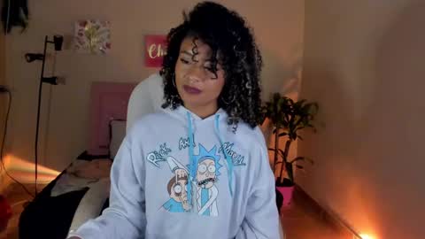 Snapshot of keyla_roberts_ chatting on 16, 2, 2025 Adhara. Help me reach 100 likes online show from 16, 2, 2025