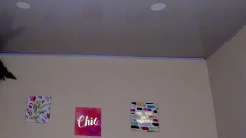 Snapshot of keyla_roberts_ chatting on 1, 3, 2025 Adhara. Help me reach 100 likes online show from 1, 3, 2025