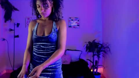 Snapshot of keyla_roberts_ chatting on 2, 3, 2025 Adhara. Help me reach 100 likes online show from 2, 3, 2025