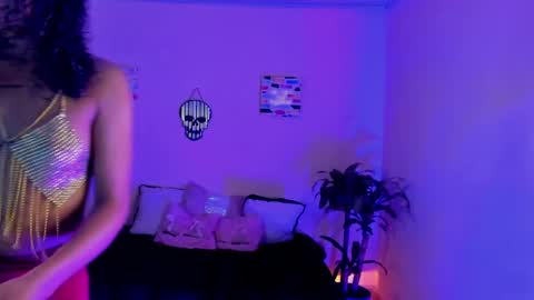 Snapshot of keyla_roberts_ chatting on 2, 3, 2025 Adhara. Help me reach 100 likes online show from 2, 3, 2025