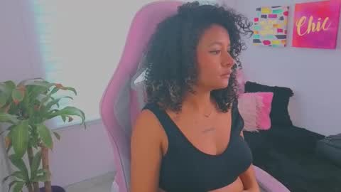 Snapshot of keyla_roberts_ chatting on 9, 9, 2025 Adhara. Help me reach 100 likes online show from 9, 9, 2025