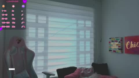Snapshot of keyla_roberts_ chatting on 2, 10, 2025 Adhara. Help me reach 100 likes online show from 2, 10, 2025